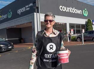 Oxfam Executive Director Rachael Le Mesurier collecting for the Cyclone Pam appeal outside Countdown Mt Eden on Wednesday