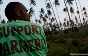 Oxfam Aotearoa launches a petition to help farmers curb climate pollution