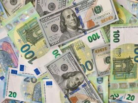 New wealth of top 1% surges by over $33.9 trillion since 2015 – enough to end poverty 22 times over, says Oxfam