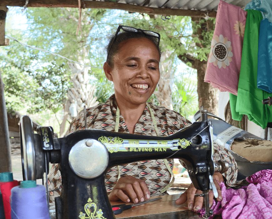 Agnes Rebuilds Her Livelihood After Disaster - Oxfam Aotearoa